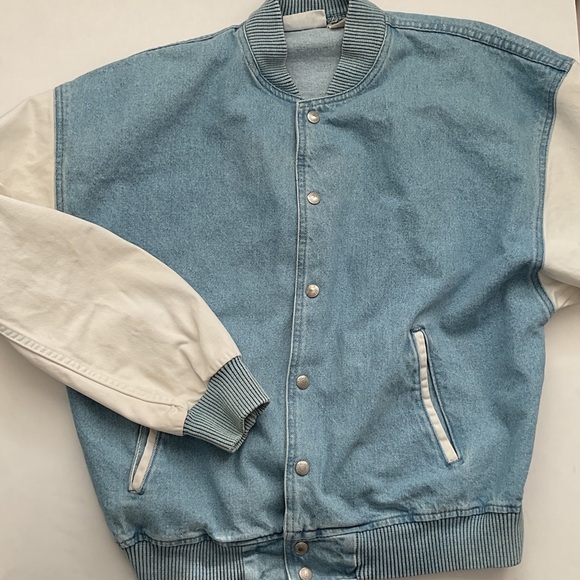 Antigua Varsity  Jacket - Picture 2 of 9